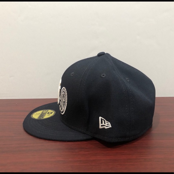 New Era, 59Fifty Fitted Hat, New York Yankees, Navy Blue & White - Picture 6 of 12